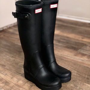 New Hunter Platform Boots (size 7)